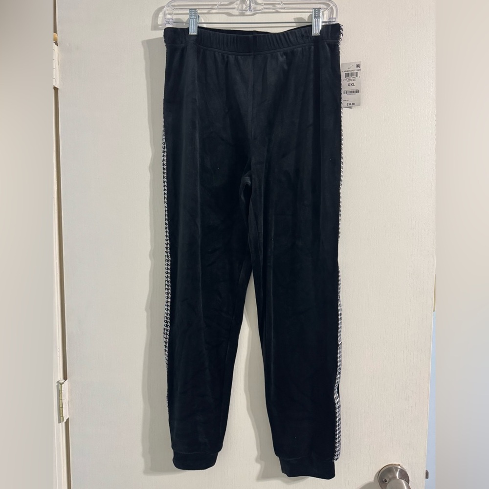 Black suede Ideology girls joggers with houndstooth side stripes